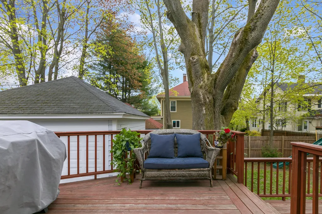 34 Chamberlain Avenue Portland ME 04101