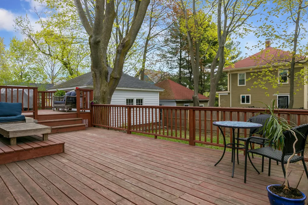 34 Chamberlain Avenue Portland ME 04101