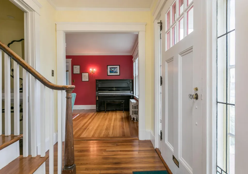 34 Chamberlain Avenue Portland ME 04101