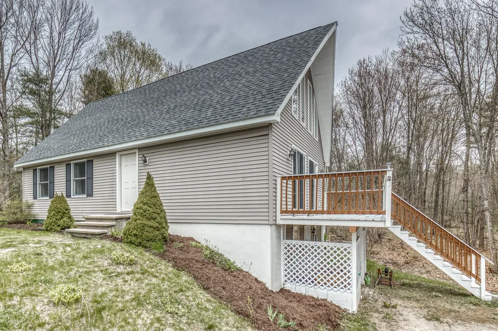 9 Alphonse Drive Topsham ME 04086
