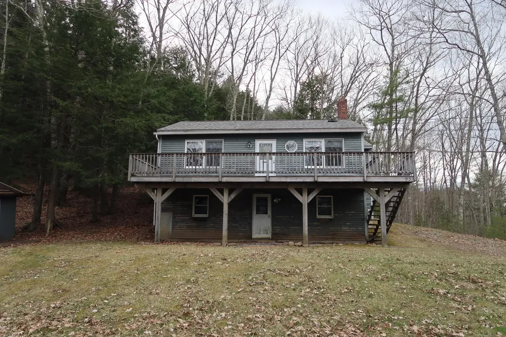 93 Feldspar Lane Warren ME 04864
