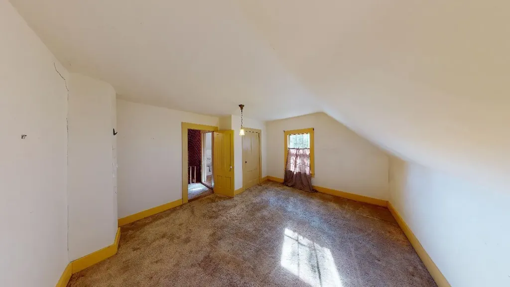 39 Franklin Street Calais ME 04619