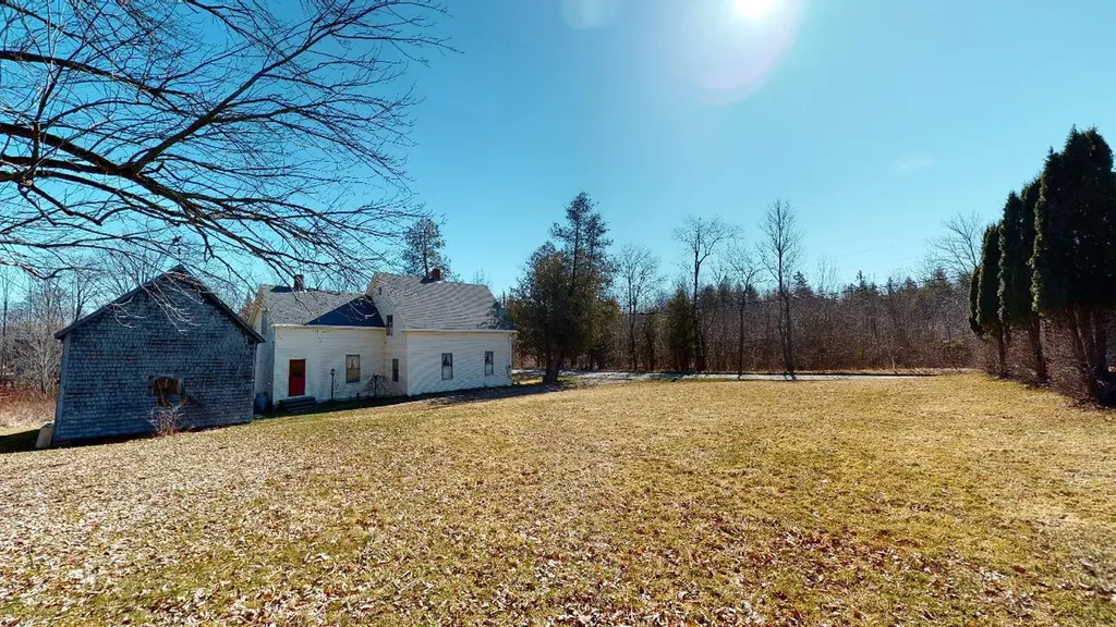 39 Franklin Street Calais ME 04619