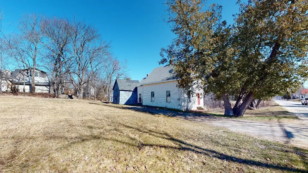 39 Franklin Street Calais ME 04619