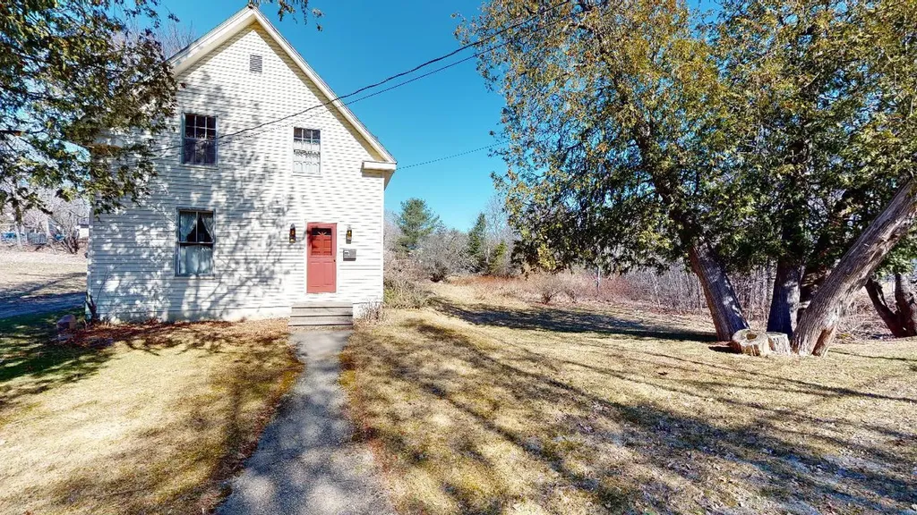 39 Franklin Street Calais ME 04619
