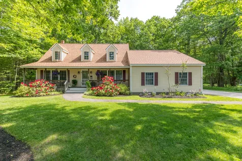 69 High Street Kennebunk ME 04043