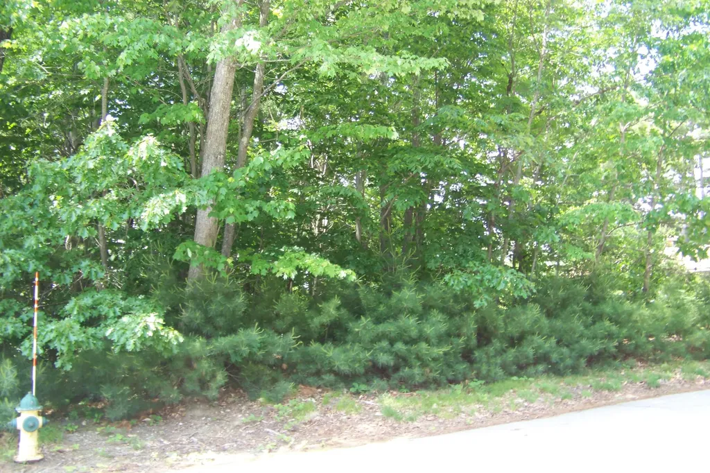 21 James Avenue Sanford ME 04073