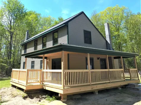 20 Sanctuary Drive Buxton ME 04093