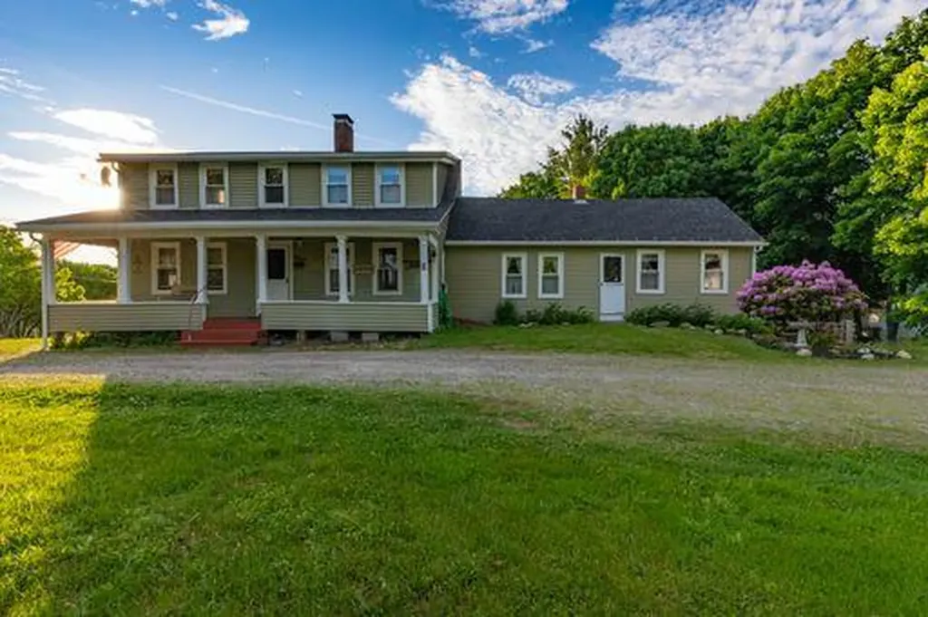 30 Elm Street Gardiner ME 04345