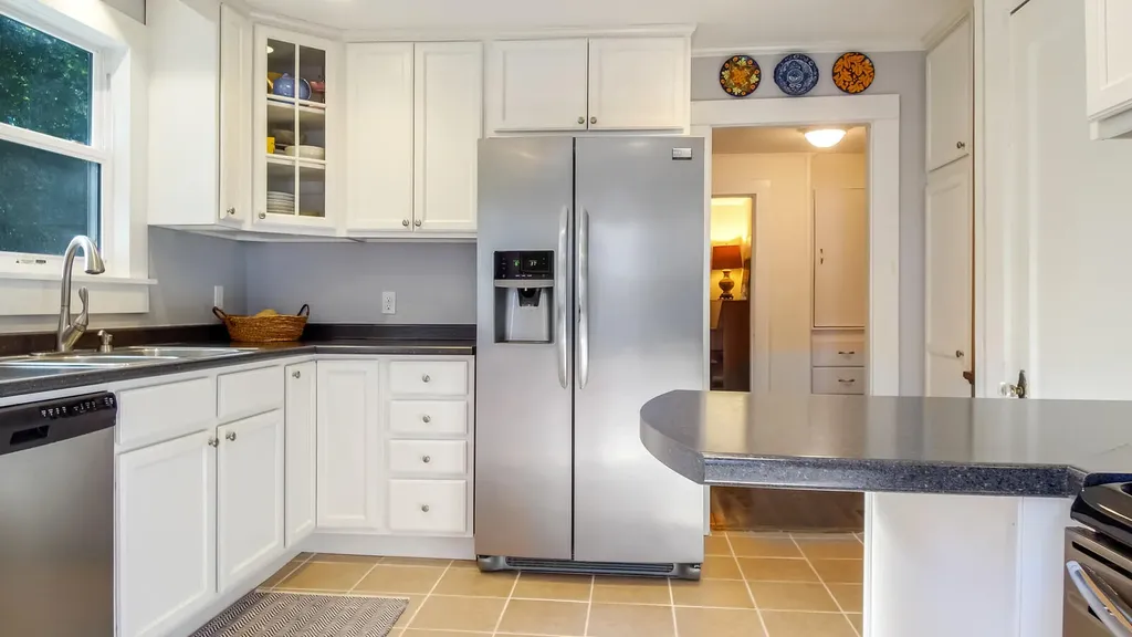 1286 High Street Bath ME 04530