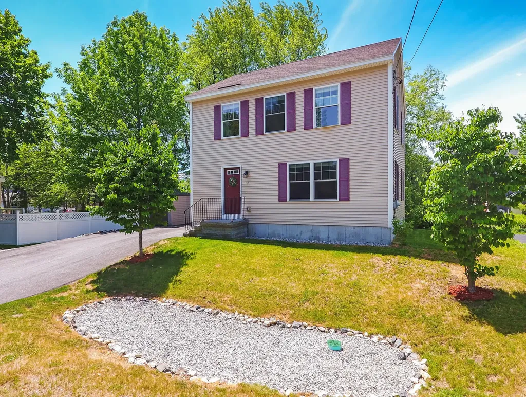 33 Humboldt Street Portland ME 04103