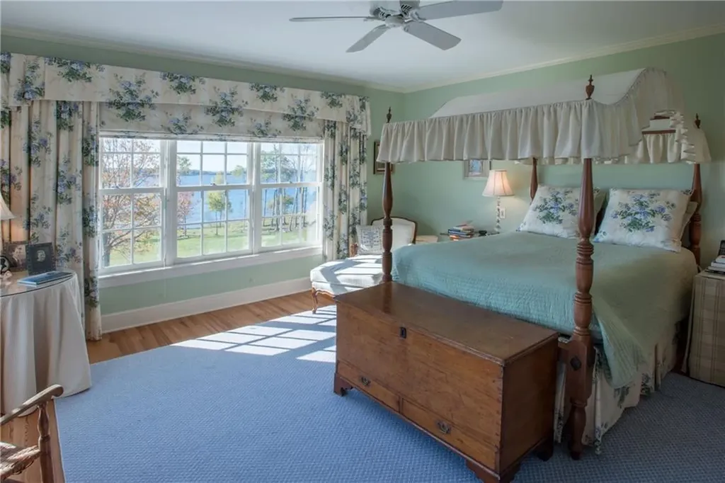 516 Reach Road Sedgwick ME 04673