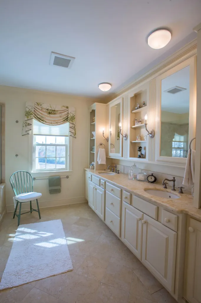 516 Reach Road Sedgwick ME 04673