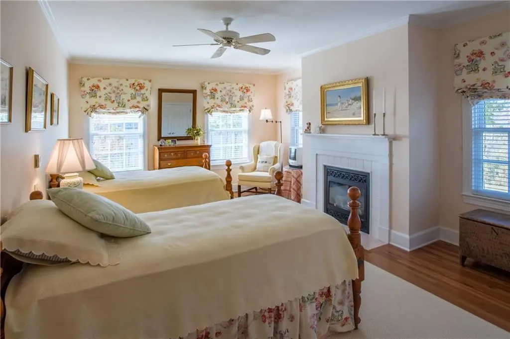 516 Reach Road Sedgwick ME 04673