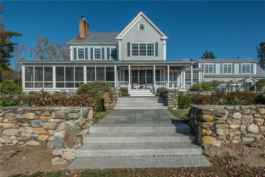 516 Reach Road Sedgwick ME 04673
