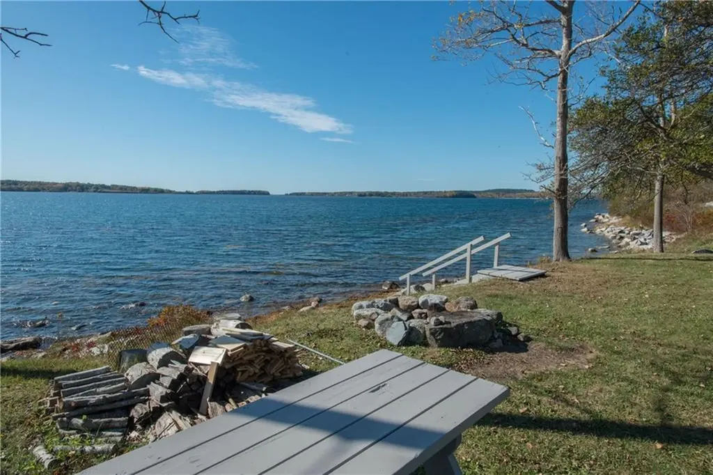 516 Reach Road Sedgwick ME 04673