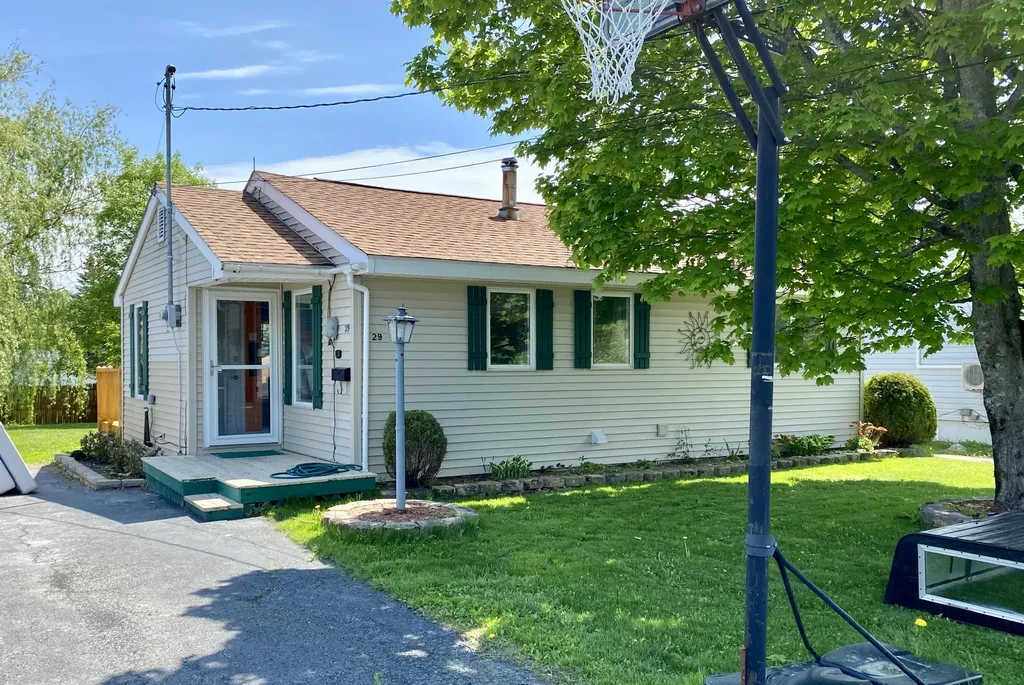 29 Federal Street Presque Isle ME 04769
