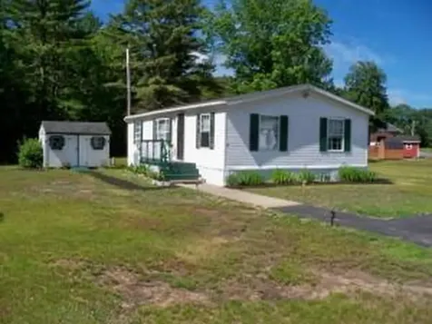 26 Amos Way Brunswick ME 04011