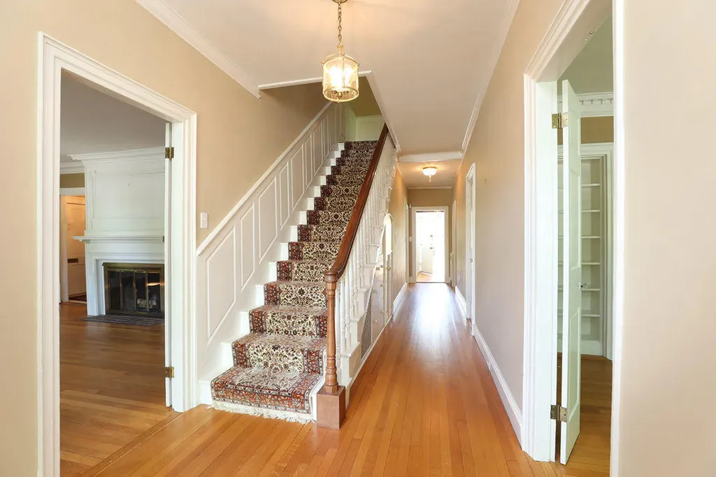 35 Pleasant Street Kennebunk ME 04043