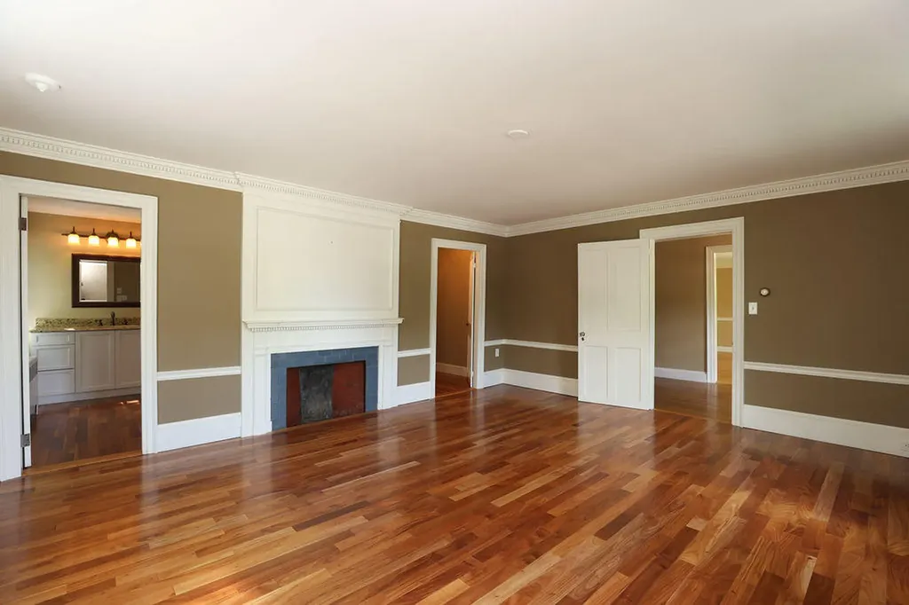 35 Pleasant Street Kennebunk ME 04043