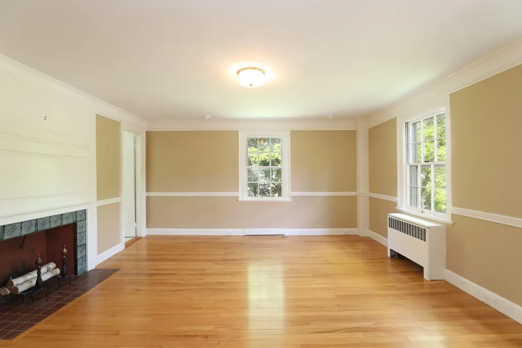 35 Pleasant Street Kennebunk ME 04043