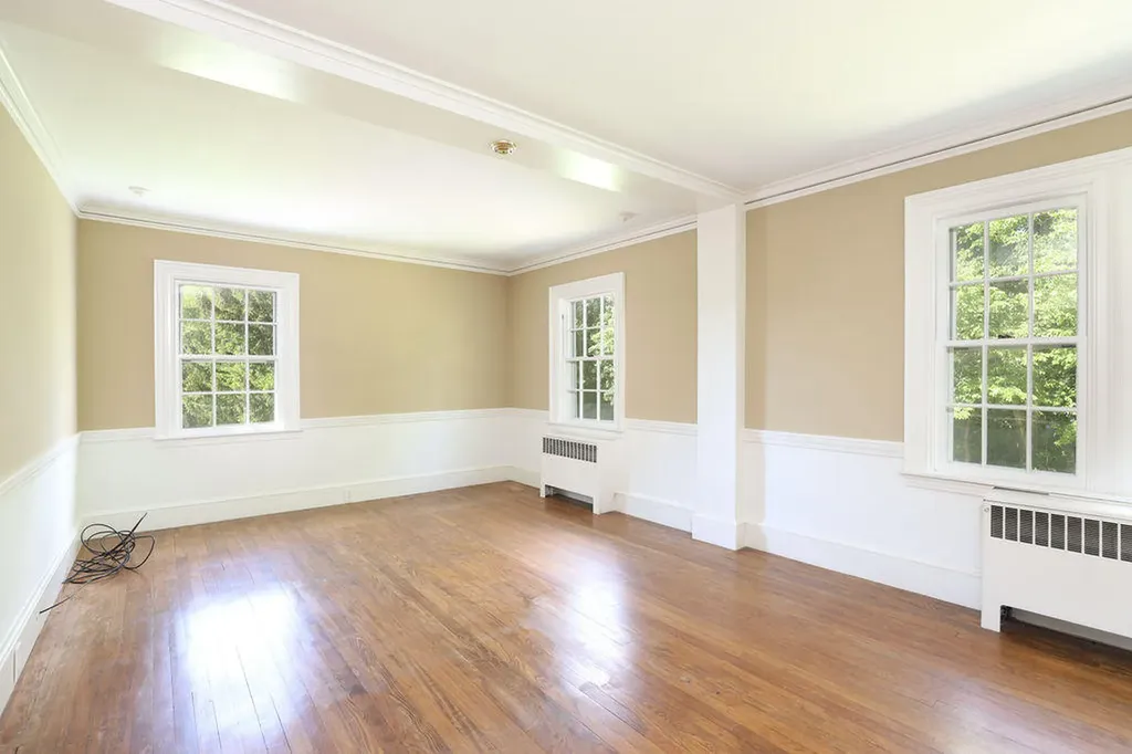 35 Pleasant Street Kennebunk ME 04043