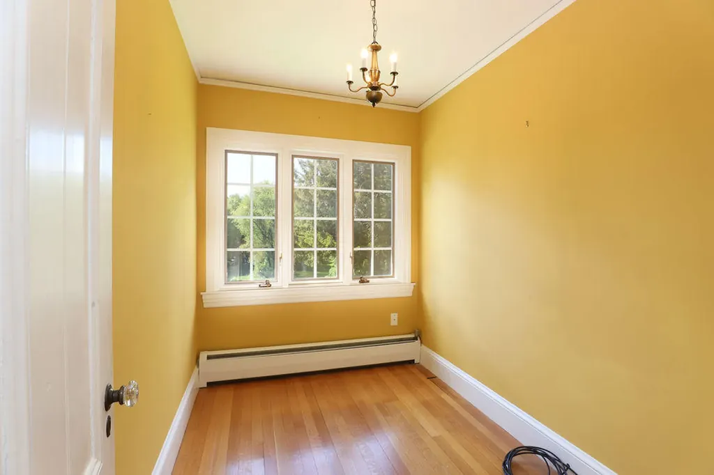 35 Pleasant Street Kennebunk ME 04043