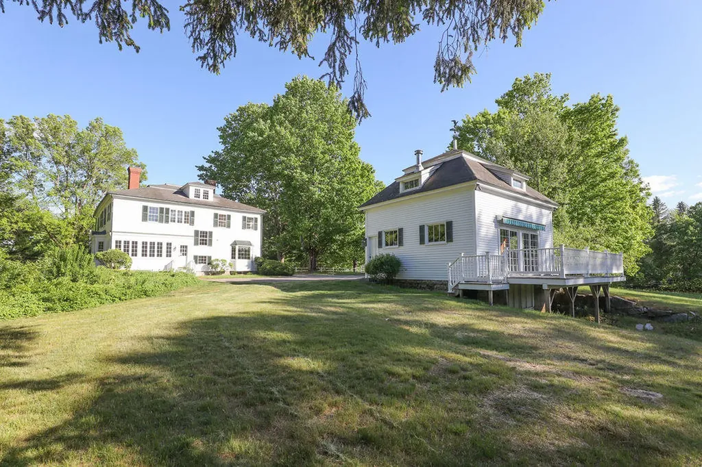 35 Pleasant Street Kennebunk ME 04043