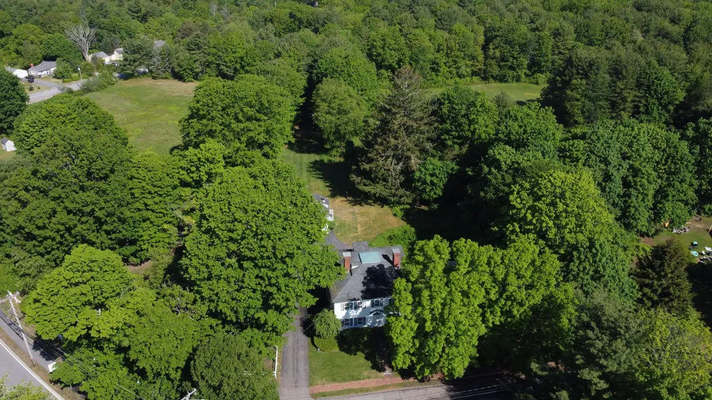 35 Pleasant Street Kennebunk ME 04043
