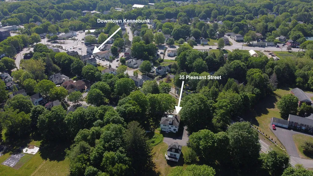 35 Pleasant Street Kennebunk ME 04043