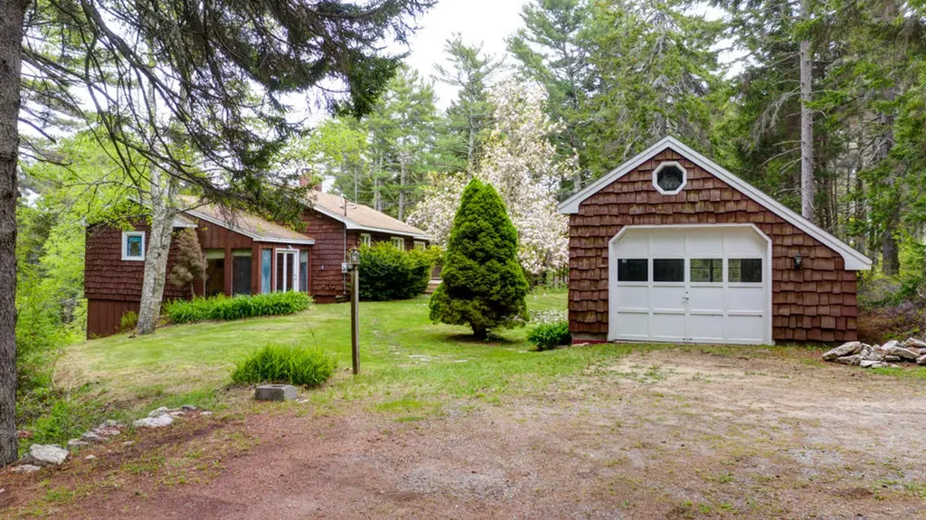 42 Atkins Bay Drive Phippsburg ME 04562