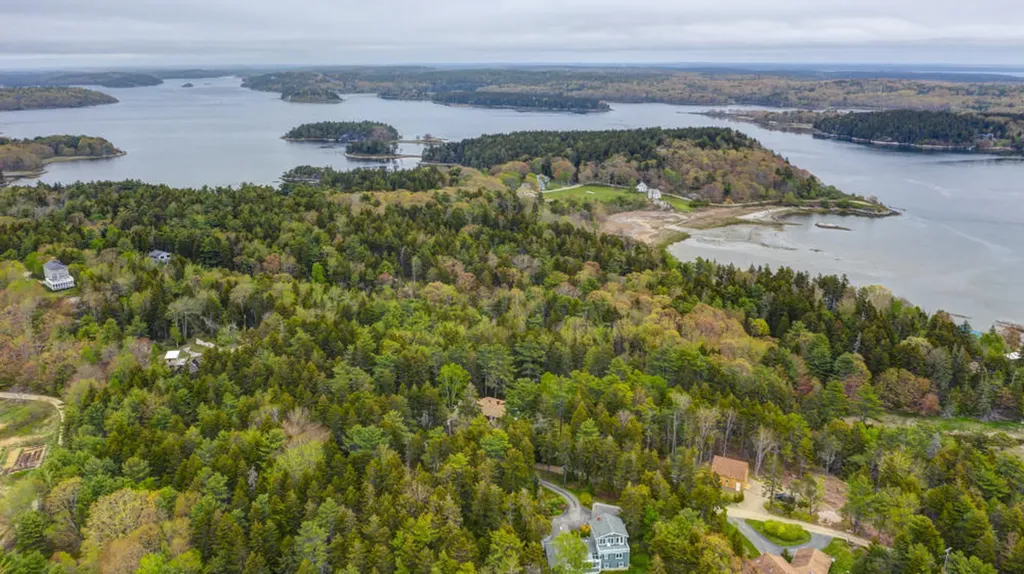 42 Atkins Bay Drive Phippsburg ME 04562