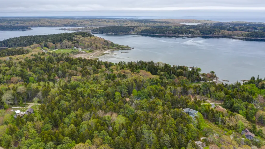 42 Atkins Bay Drive Phippsburg ME 04562