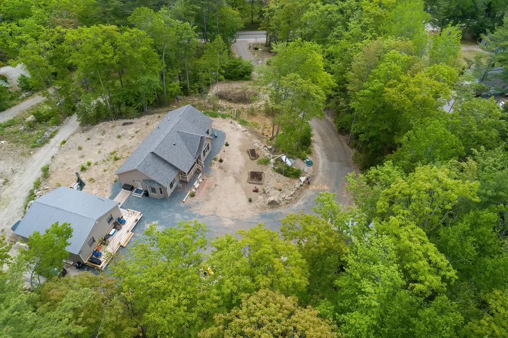 353 North Bend Road Surry ME 04684