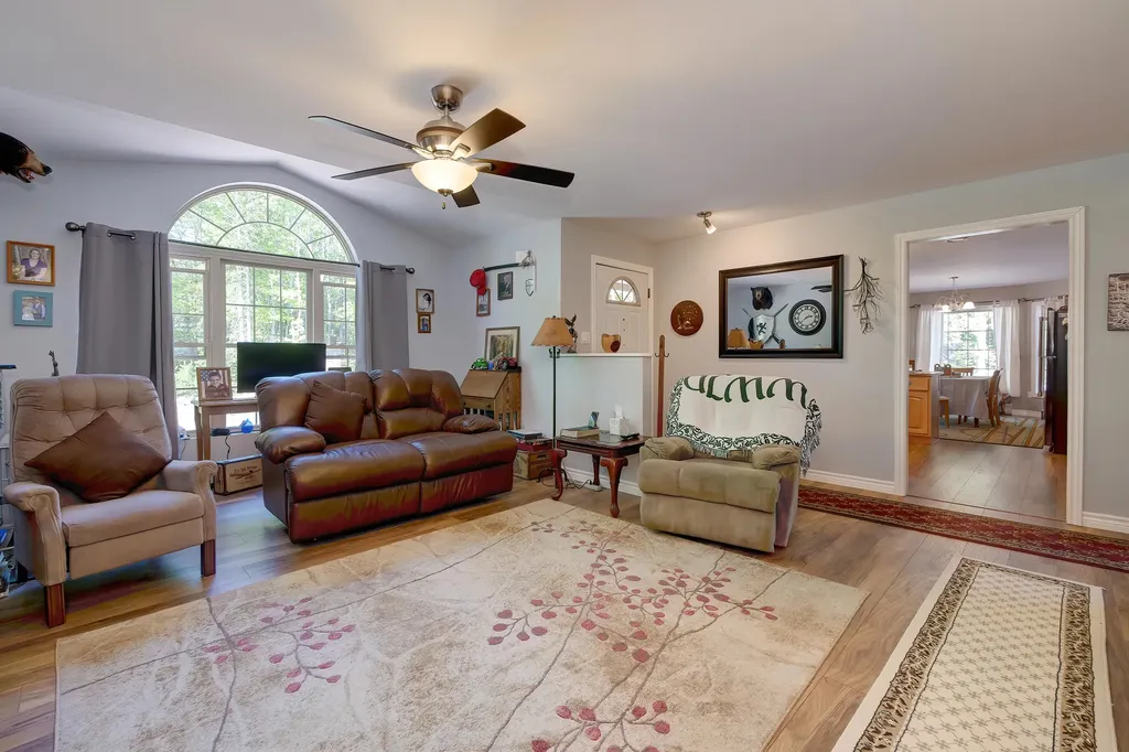 353 North Bend Road Surry ME 04684