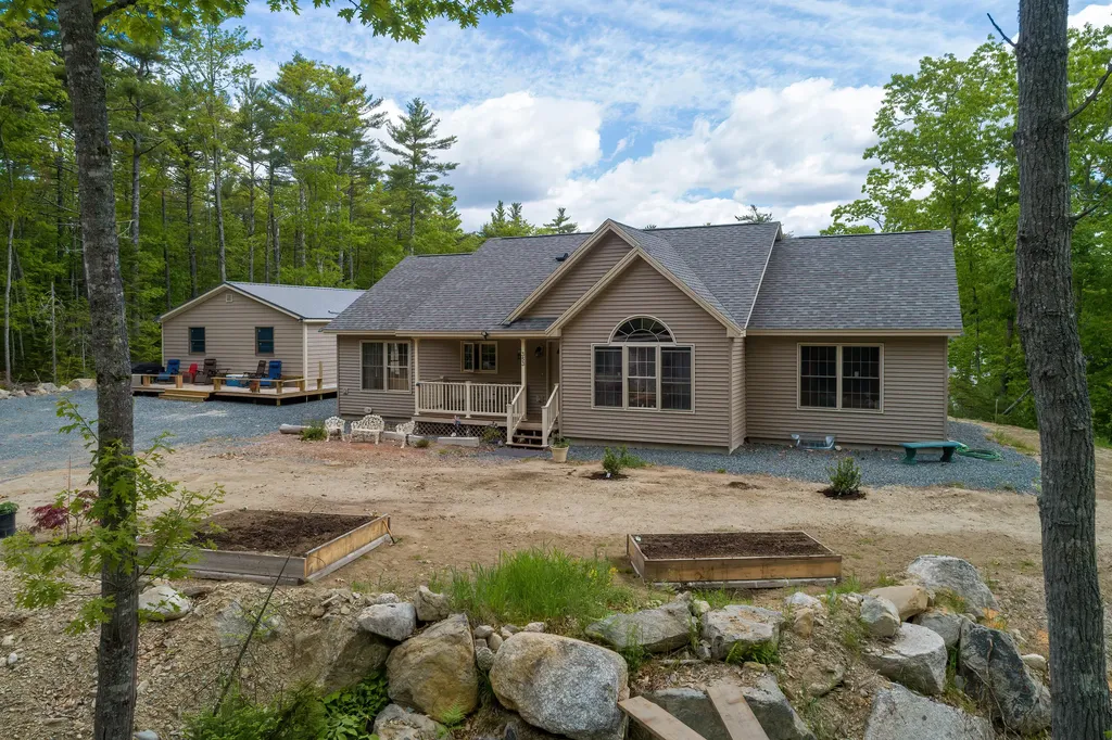 353 North Bend Road Surry ME 04684