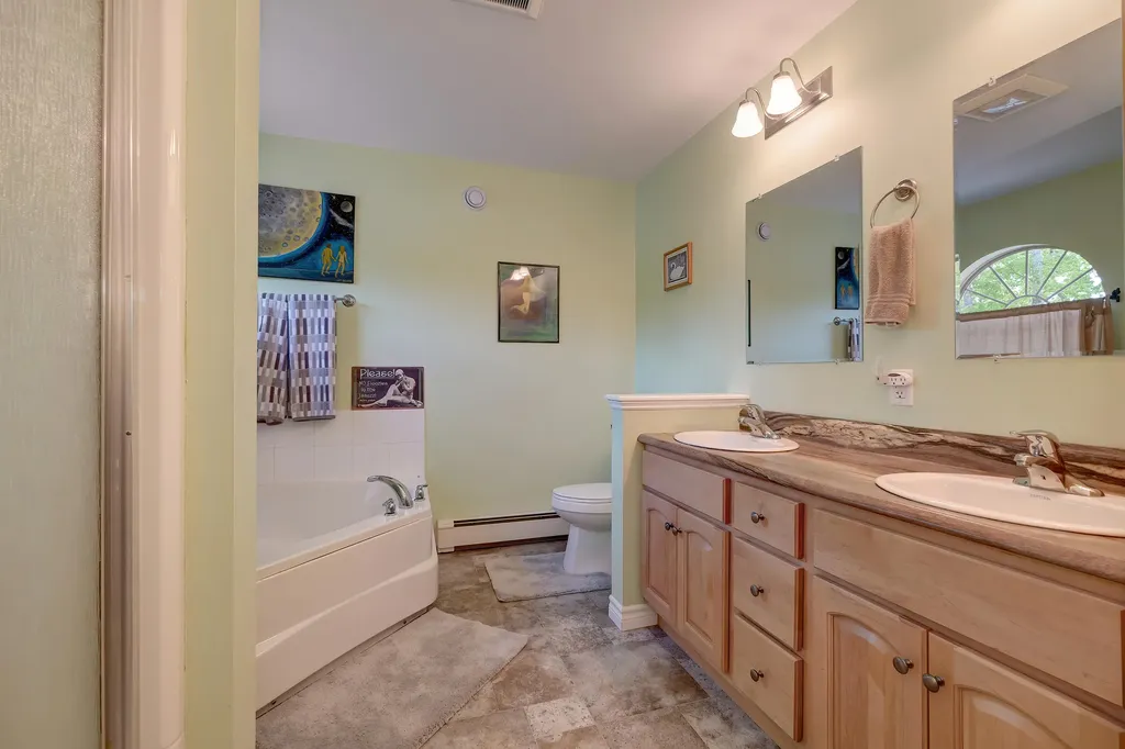 353 North Bend Road Surry ME 04684