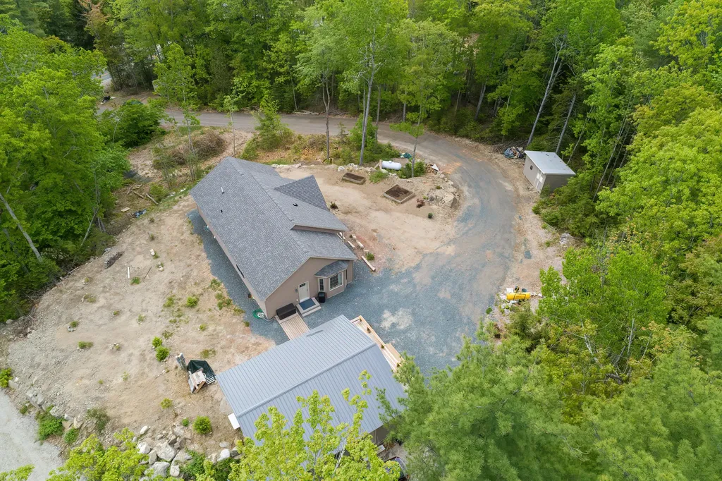 353 North Bend Road Surry ME 04684