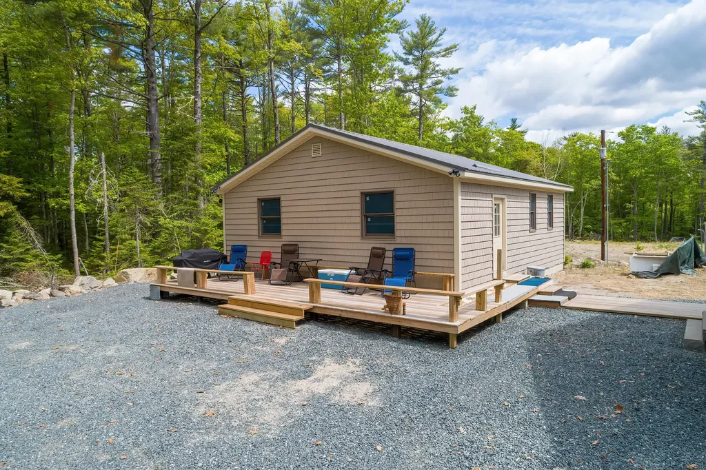 353 North Bend Road Surry ME 04684