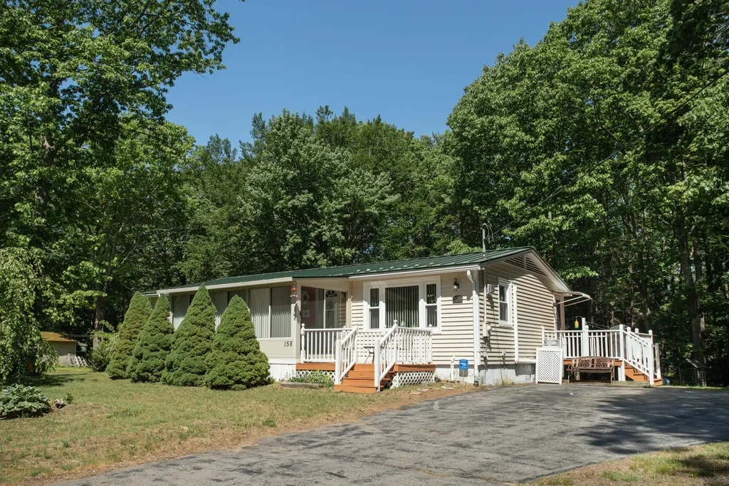 158 Chases Pond Road York ME 03909