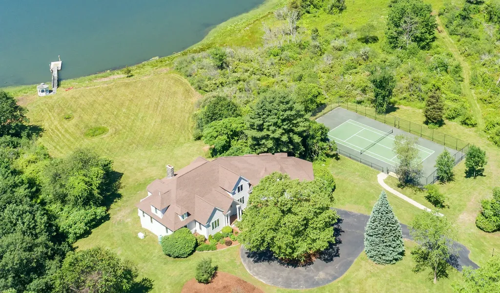 6 Spencers Way Kittery ME 03904