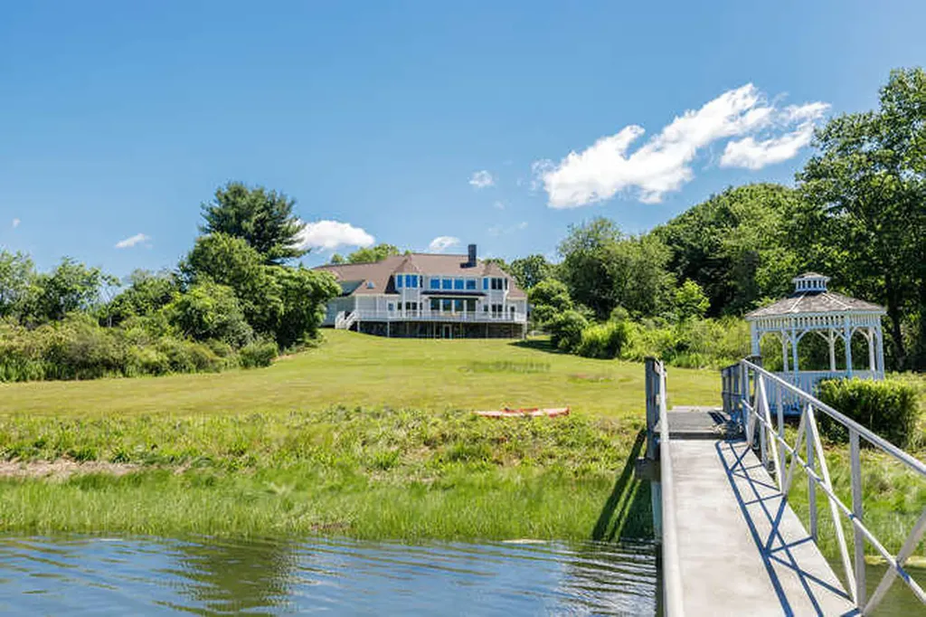 6 Spencers Way Kittery ME 03904