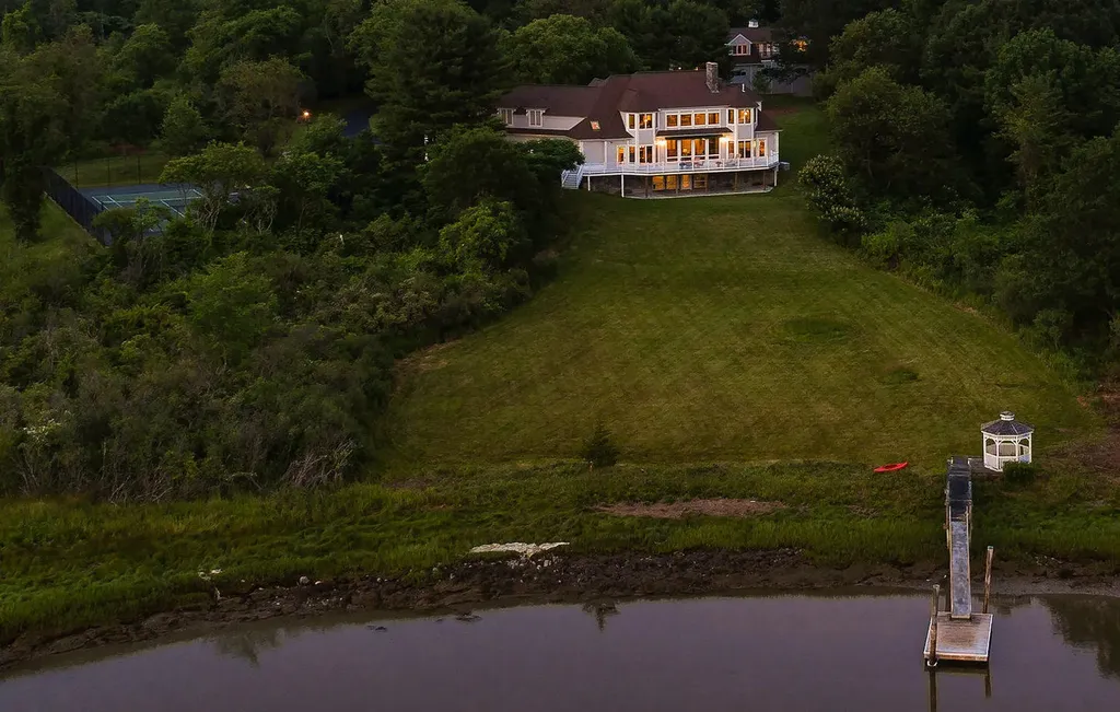 6 Spencers Way Kittery ME 03904
