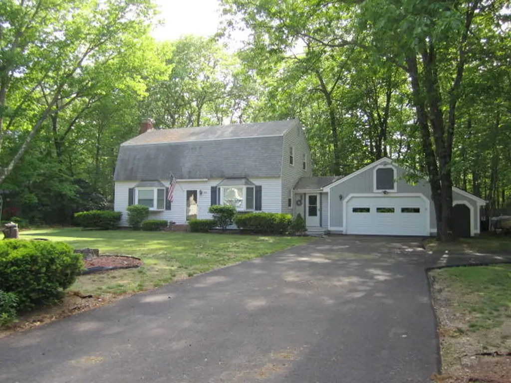 43 Mountainview Drive Sanford ME 04073