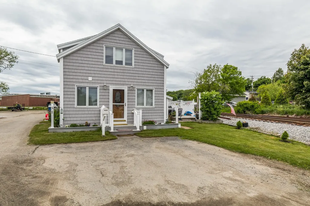 5 Railroad Avenue Rockland ME 04841