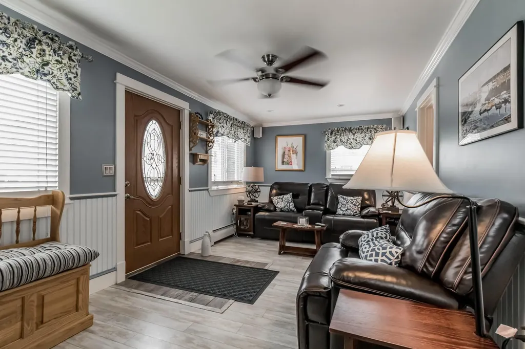5 Railroad Avenue Rockland ME 04841