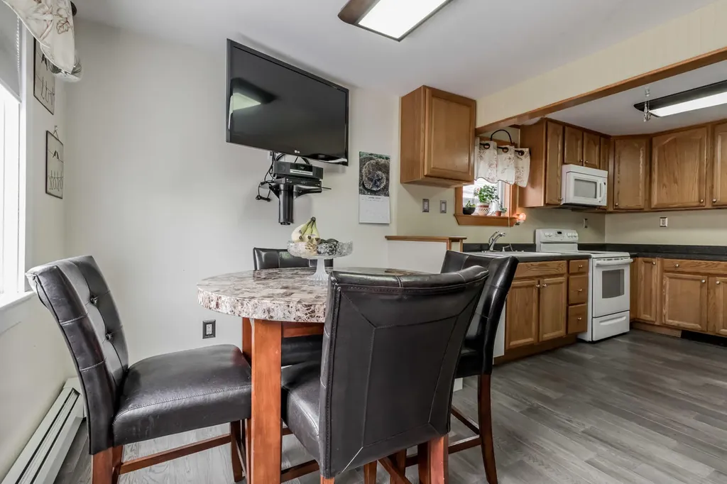 5 Railroad Avenue Rockland ME 04841