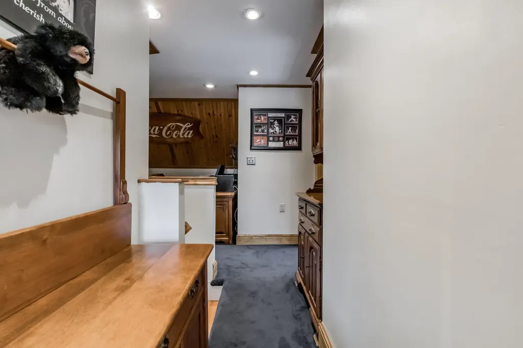 5 Railroad Avenue Rockland ME 04841