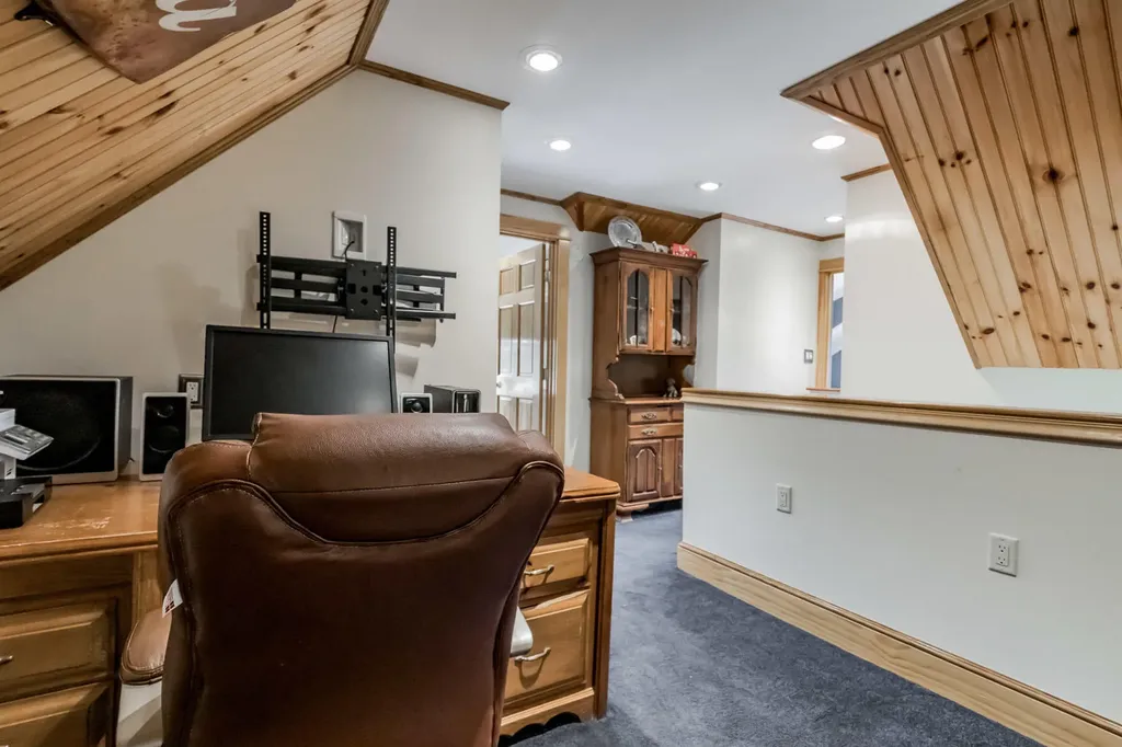 5 Railroad Avenue Rockland ME 04841