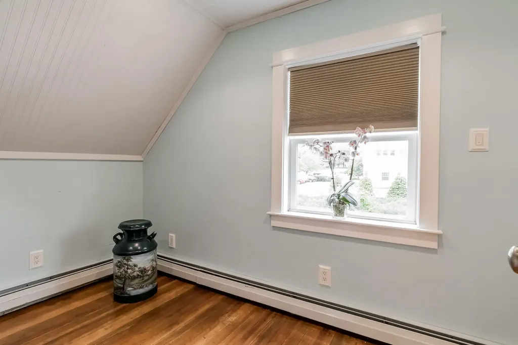 5 Railroad Avenue Rockland ME 04841